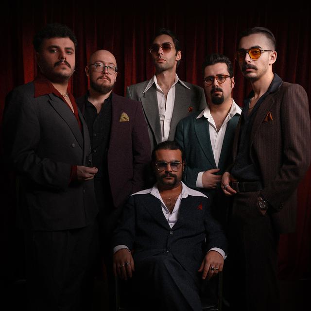 Album cover art for Sen Bilmezsin