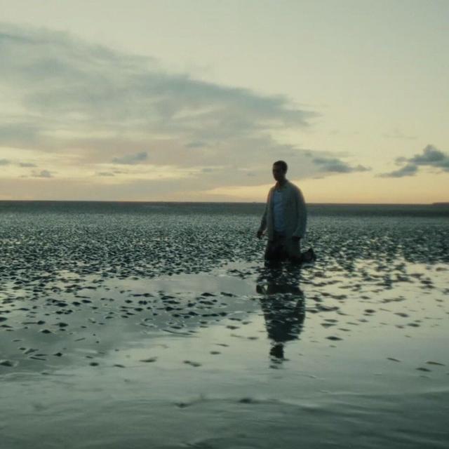 Album cover art for Pétrole