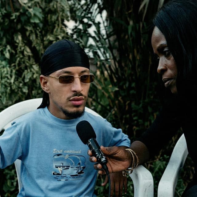 Album cover art for MAUVAIS MÉLANGE