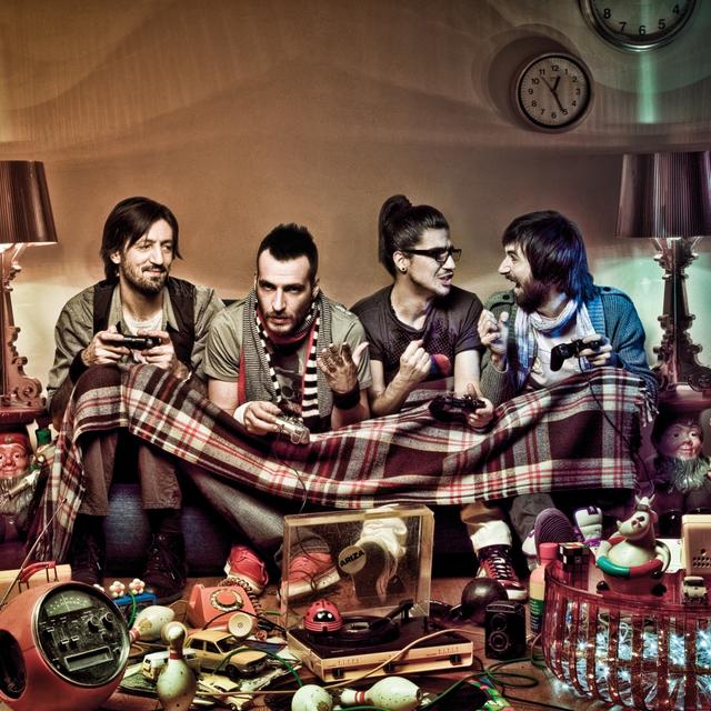 Album cover art for Takım Oyunu