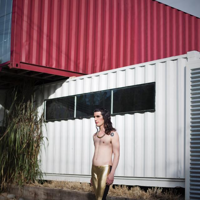 Album cover art for Une