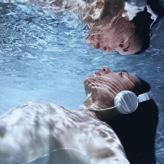 Album cover art for Personne n'écoute ceux qui pleurent