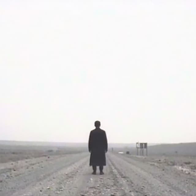 Album cover art for dünya garip