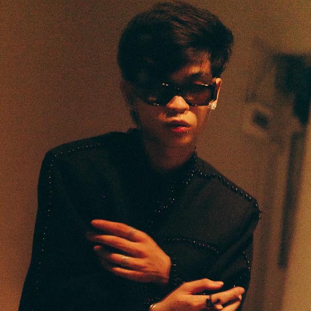 Album cover art for M0lly Bab3