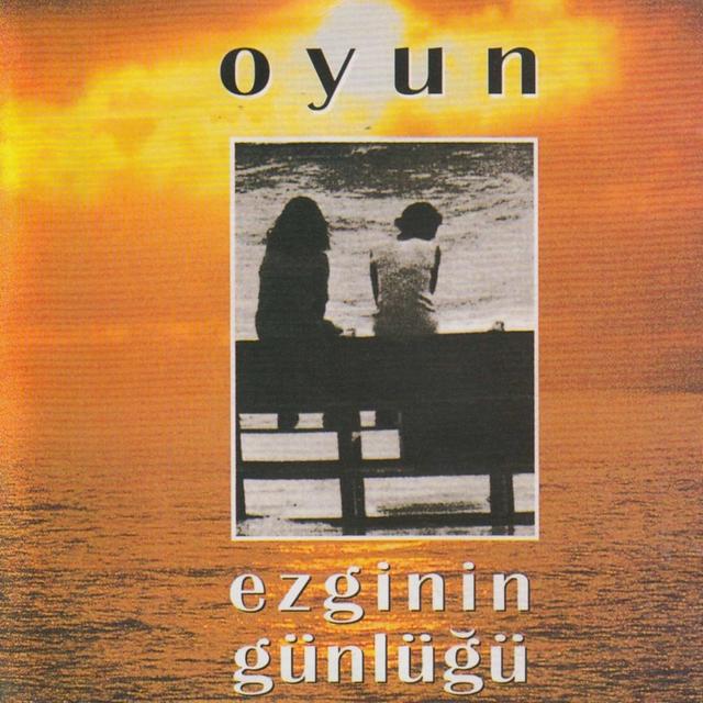 Album cover art for Oyun