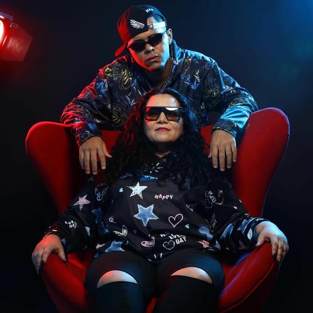 Album cover art for Medley da Mc Mãe 04