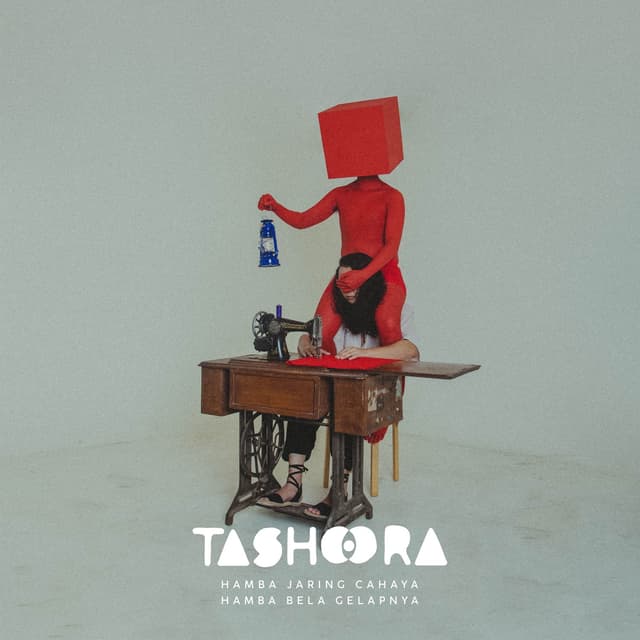Album cover art for Hamba Jaring Cahaya, Hamba Bela Gelapnya
