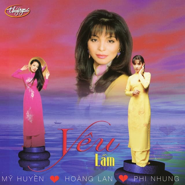 Album cover art for Yêu lầm