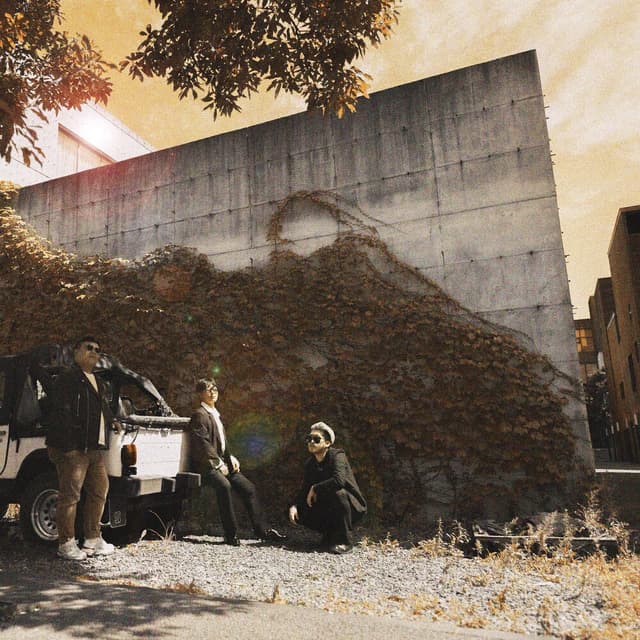 Album cover art for 여전히 여전하더라