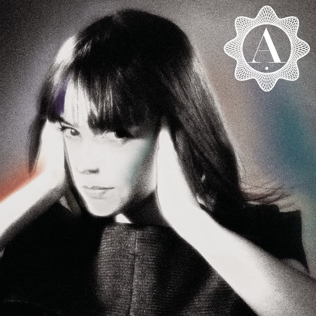 Album cover art for Une Enfant du Siècle