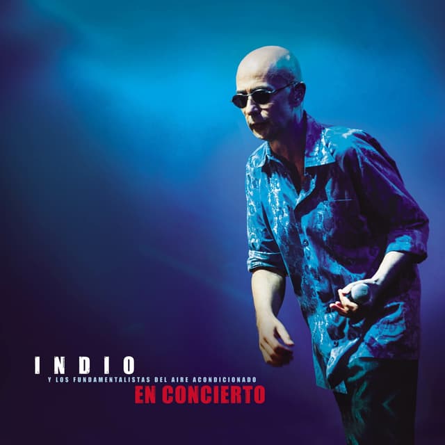 Album cover art for En Concierto