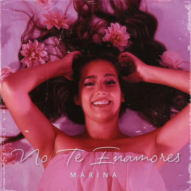 Album cover art for No Te Enamores