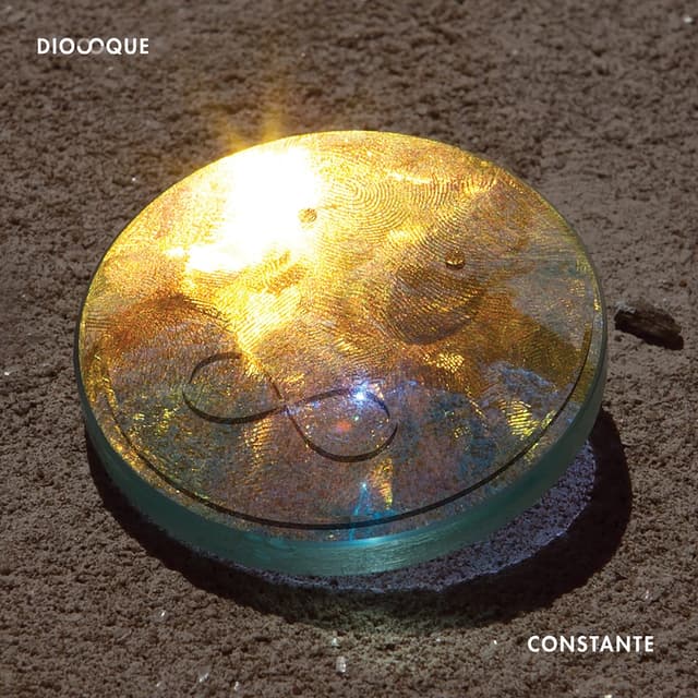 Album cover art for Constante