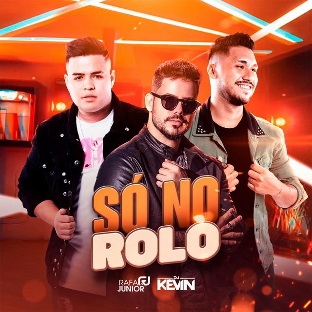 Album cover art for Só no Rolo