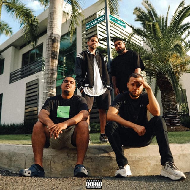 Album cover art for UNAS ROMÁNTICAS Y OTRAS NO