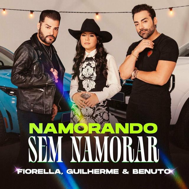 Album cover art for Namorando Sem Namorar