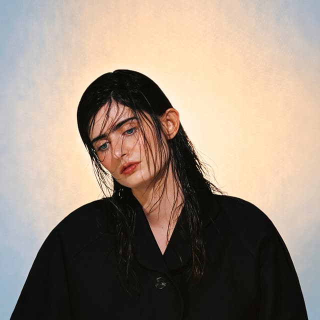 Album cover art for guérir