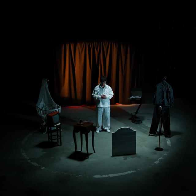 Album cover art for BARIŞ