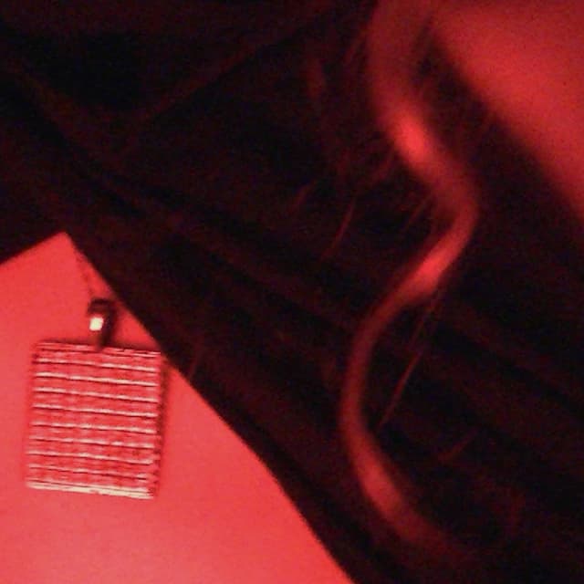 Album cover art for спокуслива