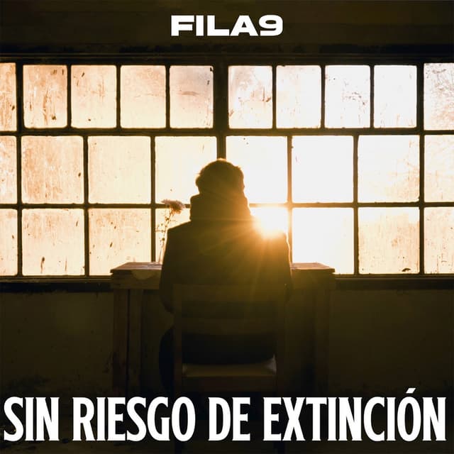 Album cover art for Sin Riesgo De Extinción