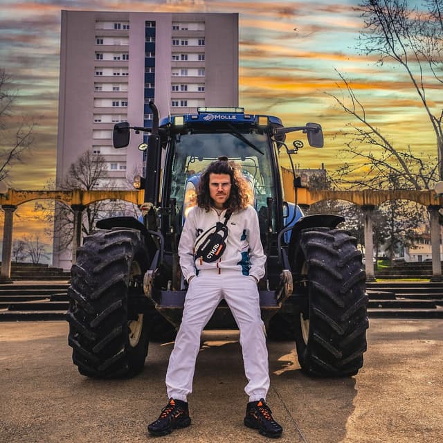 Album cover art for Comment qu'c'est ?