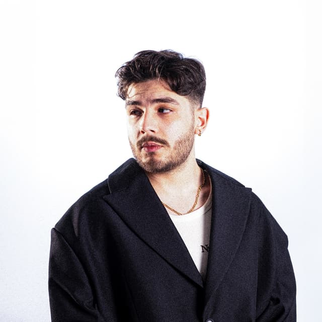 Album cover art for Bizden Olmaz