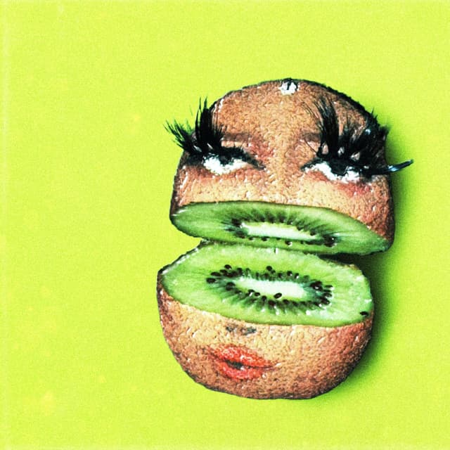 Album cover art for Kiwi avec la peau