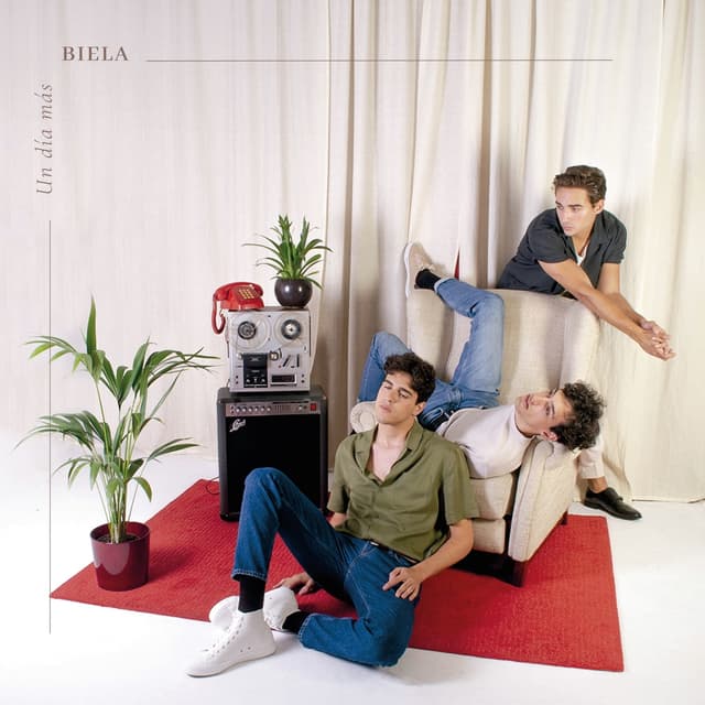 Album cover art for Un día más
