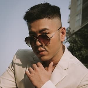 Album cover art for Tại Anh Không Dũng Cảm