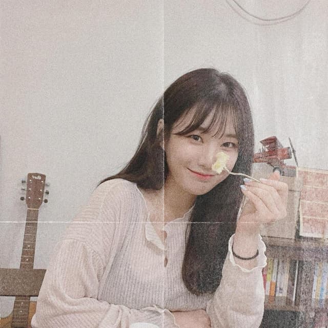 Album cover art for 사랑한 만큼