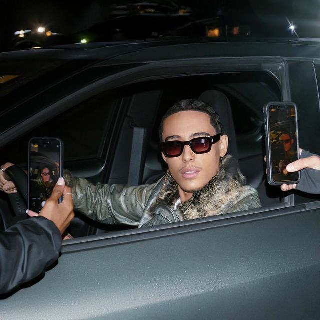 Album cover art for Braqués sur moi