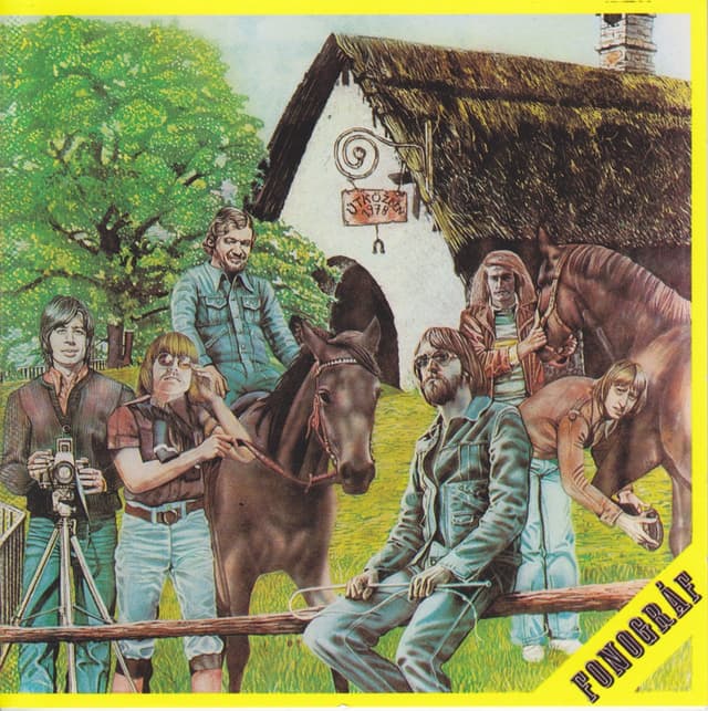 Album cover art for Útközben (On The Way)
