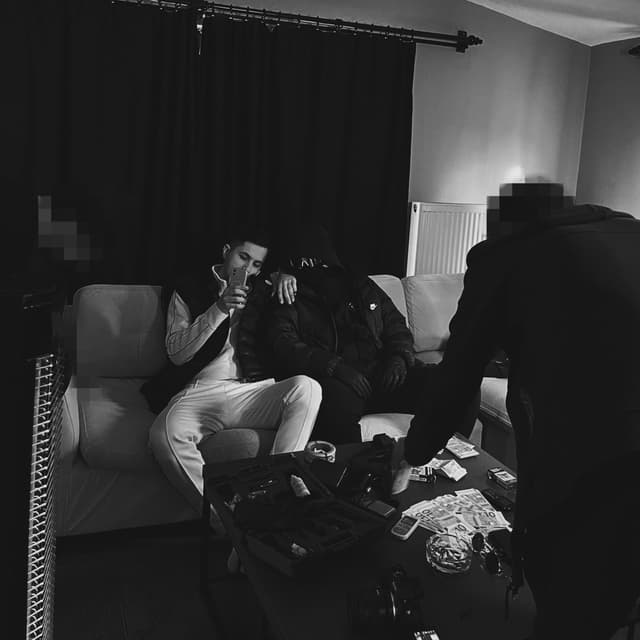 Album cover art for ESARET