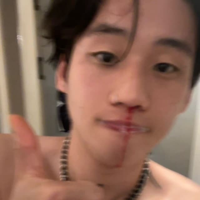 Album cover art for 가스라이팅