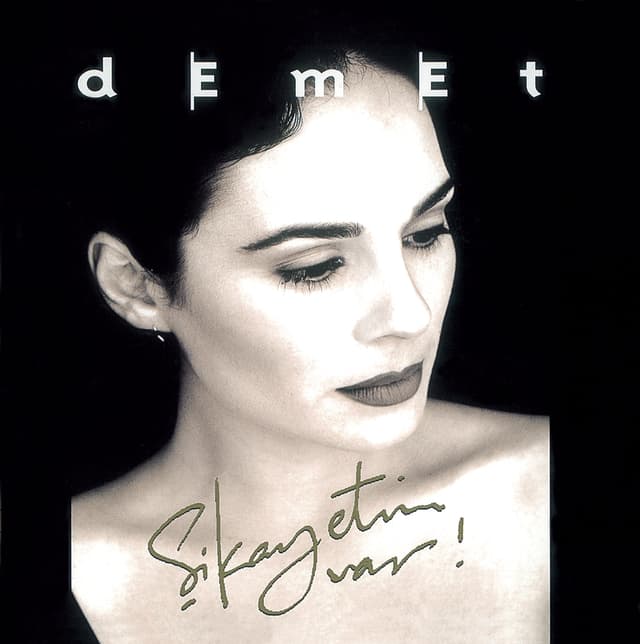 Album cover art for Şikayetim Var