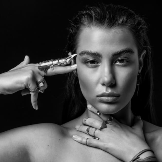 Album cover art for Néztek