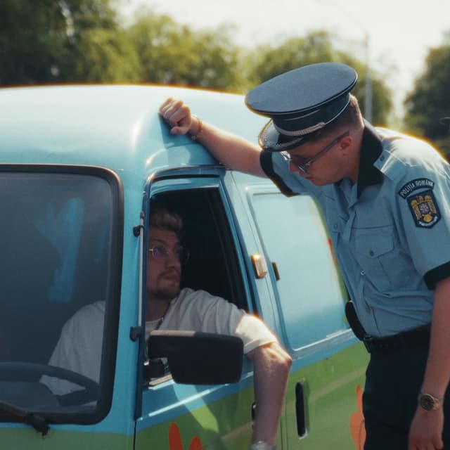 Album cover art for 112 Vine Poliția