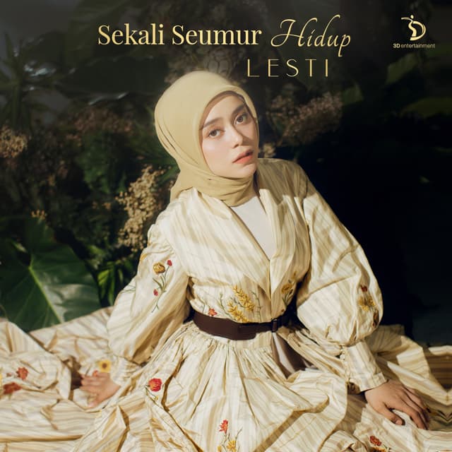 Album cover art for Sekali Seumur Hidup - Single