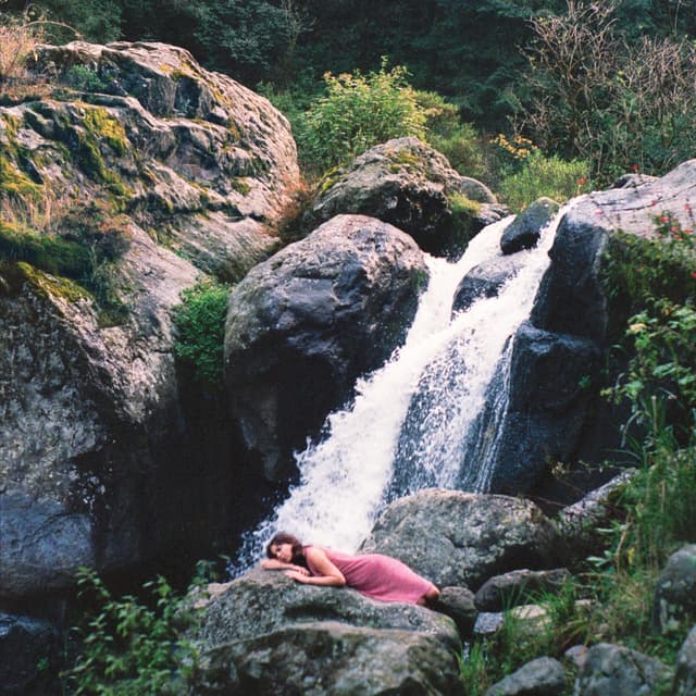 Album cover art for Perla rosa