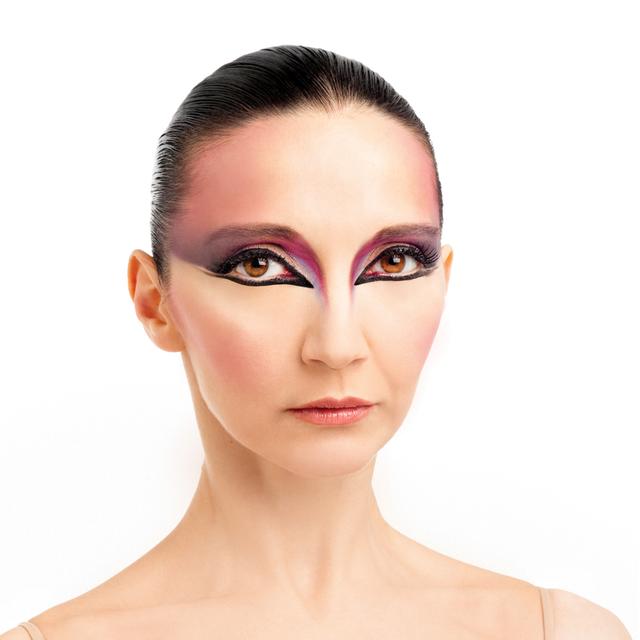 Album cover art for La aguja tras la máscara