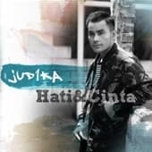 Album cover art for Hati & Cinta