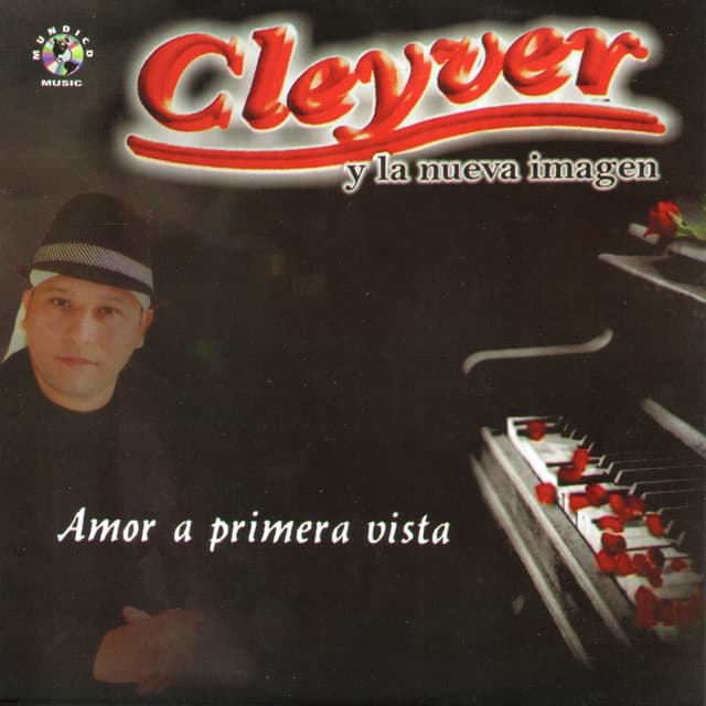 Album cover art for Amor A Primera Vista
