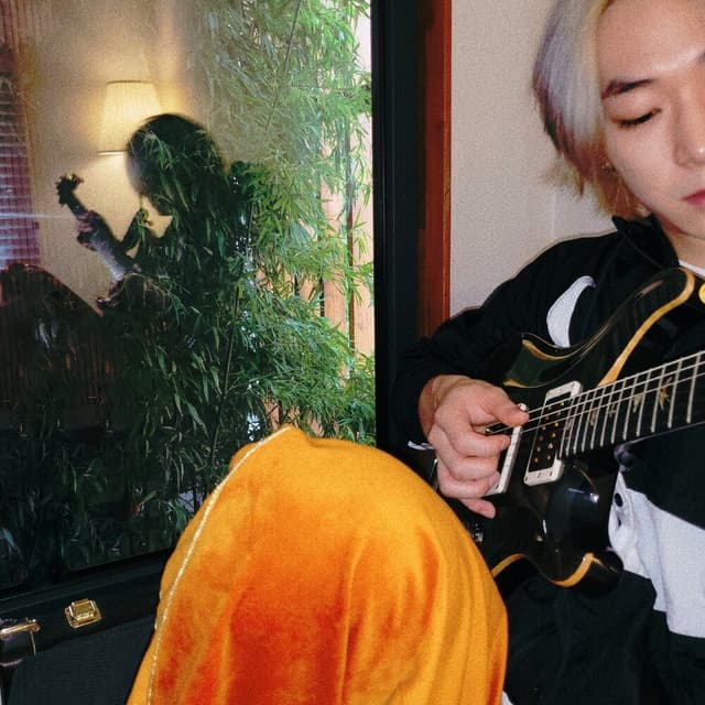 Album cover art for 내가 널 더 많이