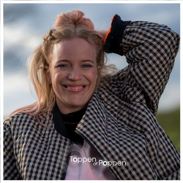 Album cover art for Katinka Bjerregaard Synger Toppen Af Poppen