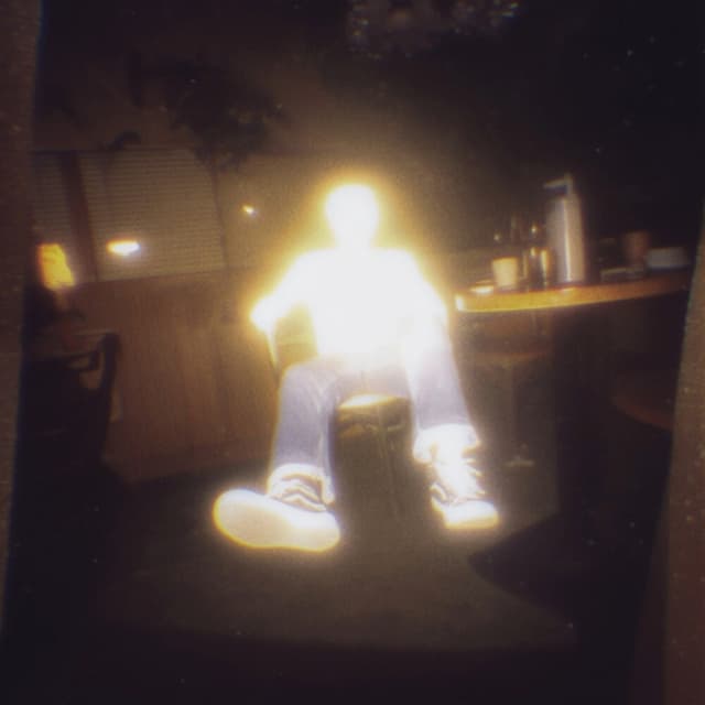 Album cover art for 꿈을 깼지