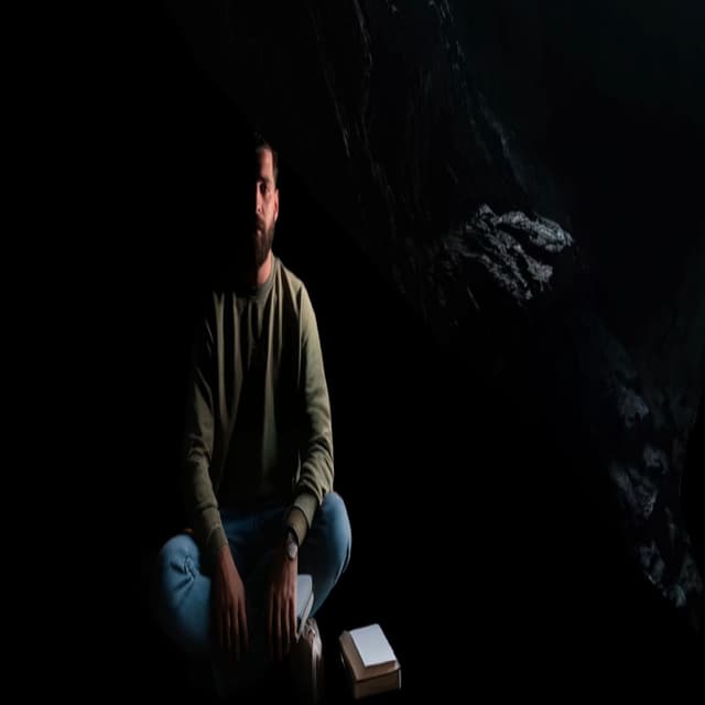 Album cover art for ياجبل ورافض للوقوع حملك عليا