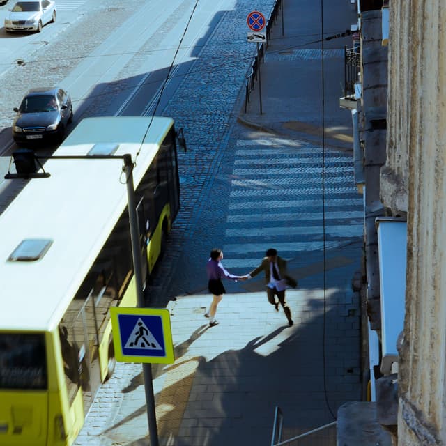 Album cover art for жовта маршрутка