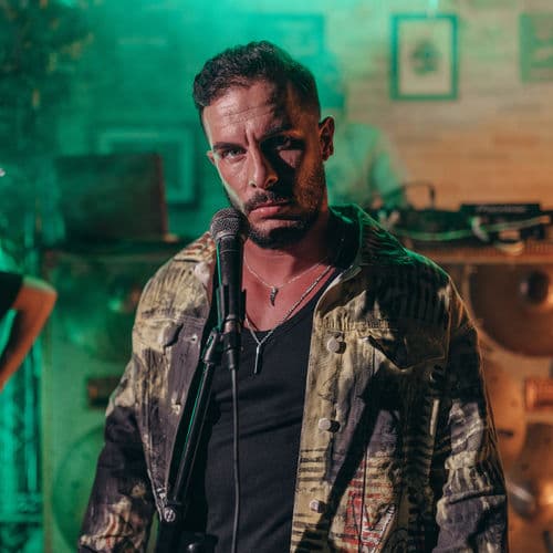 Album cover art for Soy Gitano