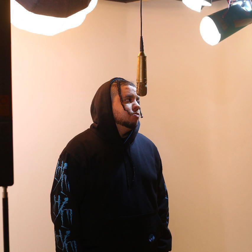 Dynamic cover art