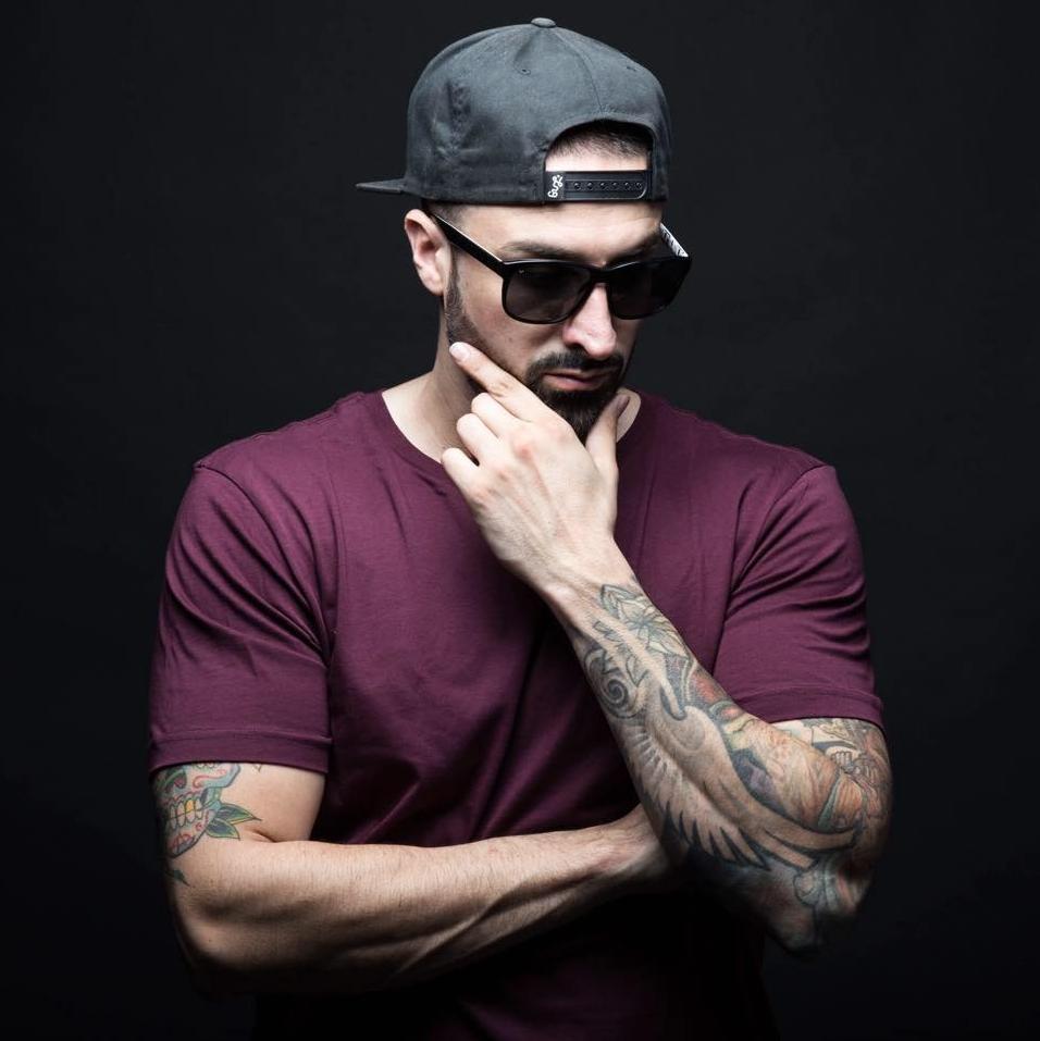 Artist chip image